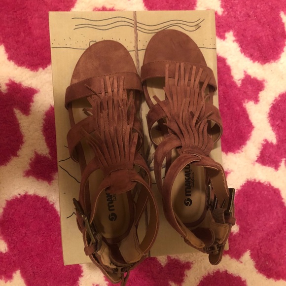 Shoes - Brown Sandals